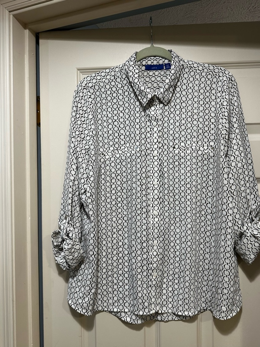 Petite XL Dressy Button Up Top 3/4 - Full Length Sleeves